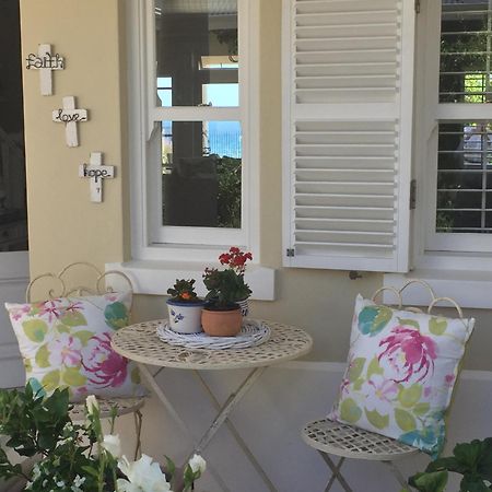 Sandals Beach Villa Hermanus Extérieur photo